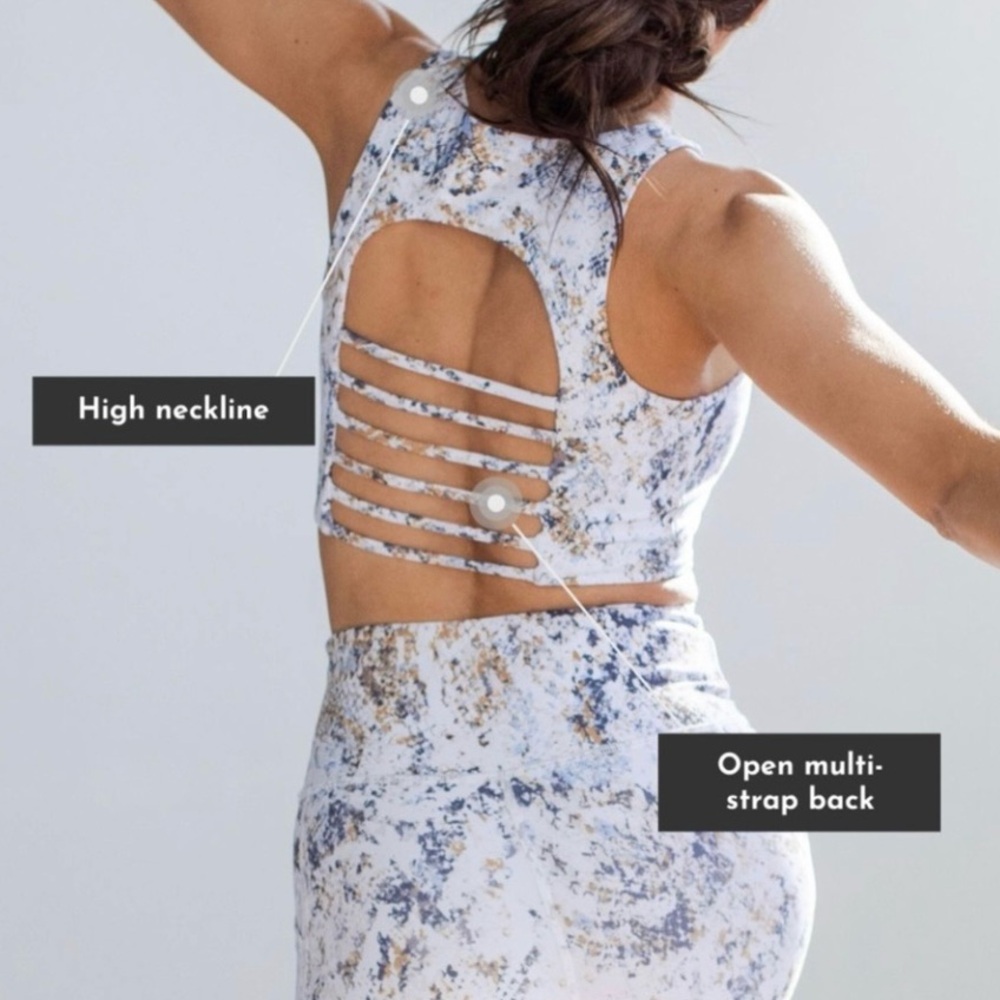 SAVVI 2-Piece Snake-print Geo Leggings & Stevie Sports Bra Set